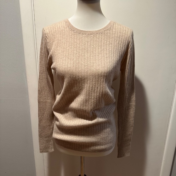 The Cashmere Project Long Sleeve‎ Sweater - Size M. - Picture 2 of 13